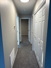 616 S Mt Carmel St in Wichita, KS - Building Photo - Building Photo