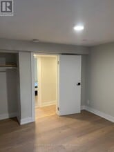 502 Brookside Dr in Oakville, ON - Building Photo - Building Photo