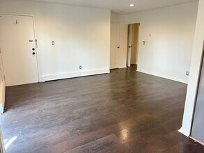 2200 Paterson Plank Rd in North Bergen, NJ - Building Photo - Building Photo