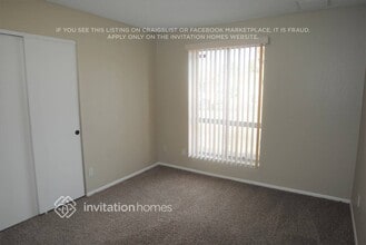 7525 W Pinchot Ave in Phoenix, AZ - Building Photo - Building Photo