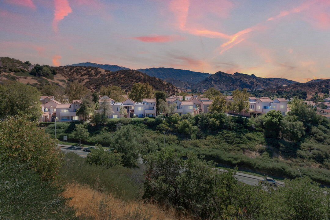 The Terrace in Santa Clarita, CA - Building Photo