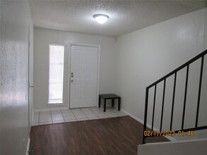 15543 Weldon Dr in Houston, TX - Foto de edificio - Building Photo