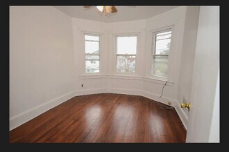 9 Harrison Ave, Unit Second floor in Clifton Heights, PA - Foto de edificio - Building Photo