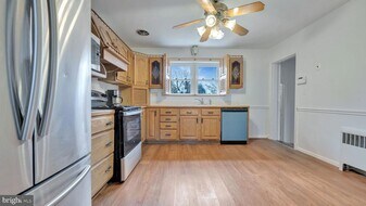 6503 Horseshoe Rd in Clinton, MD - Building Photo