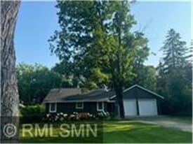 39 Grove St in St. Paul, MN - Building Photo