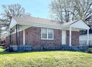 802 Cella St in Memphis, TN - Building Photo - Building Photo