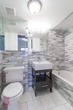232 W 14th St, Unit 5B in New York, NY - Building Photo - Building Photo