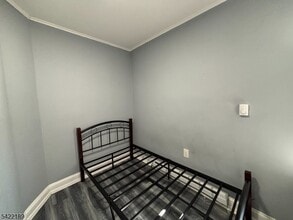 516 E Jersey St in Elizabeth, NJ - Building Photo - Building Photo