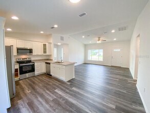 40 Fisher Way Trail in Ocklawaha, FL - Building Photo - Building Photo