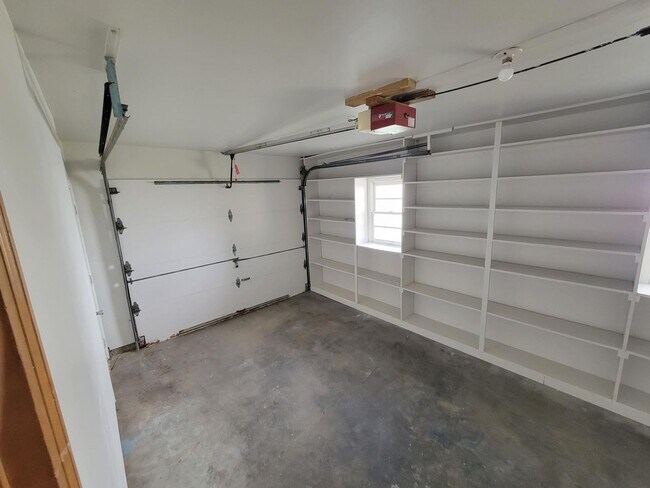 41 Spencer Cir in Council Bluffs, IA - Building Photo - Building Photo