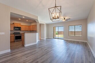 7599 W Springfield Wy in Florence, AZ - Building Photo - Building Photo