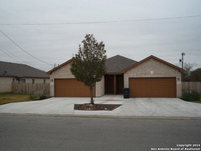 210 Stone Gate Dr, Unit 208