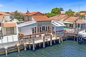 683 Pelican Way in Delray Beach, FL - Building Photo - Building Photo