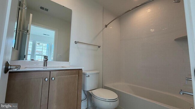 2106 Henson Norris St in Rockville, MD - Building Photo - Building Photo