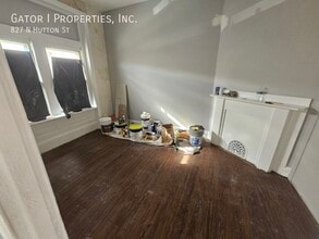 827 Hutton St in Philadelphia, PA - Building Photo - Building Photo