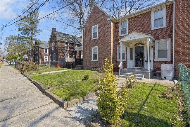 2802 N Constitution Rd in Camden, NJ - Foto de edificio - Building Photo