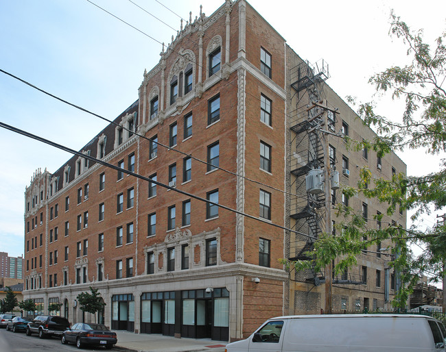 Leland Hotel in Chicago, IL - Foto de edificio - Building Photo