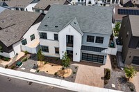 6120 Triple Crown Dr in Reno, NV - Foto de edificio - Building Photo