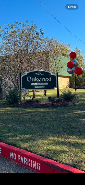 Oakcrest Apartments in Kennedale, TX - Building Photo