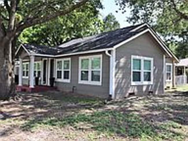 August Move In! Updated 1 bed/1 bath in Br in Bryan, TX - Building Photo - Building Photo