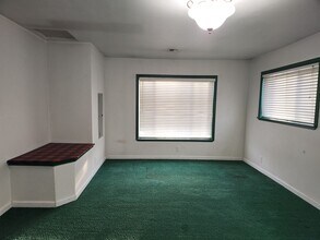 1218 47th Ave in Sweet Home, OR - Building Photo - Building Photo