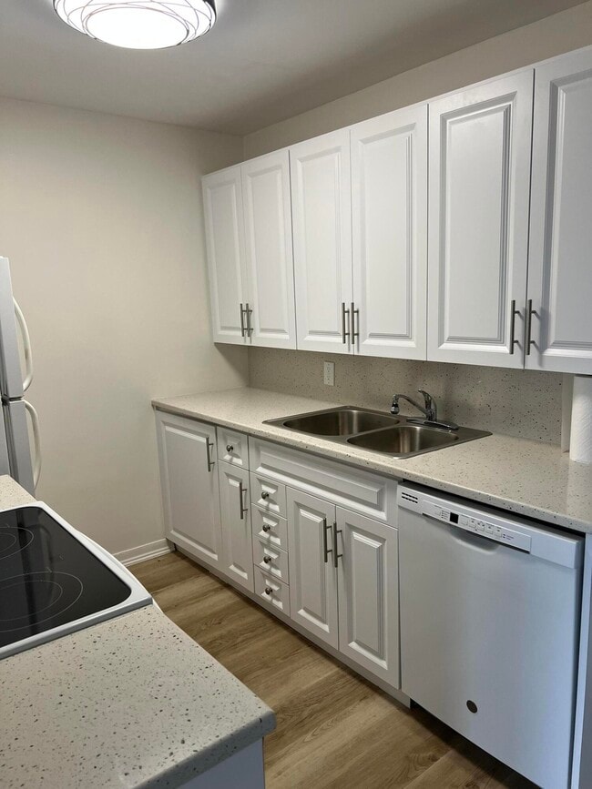 2072 Cornwall D in Boca Raton, FL - Building Photo - Building Photo