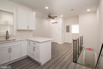 2437 S 13th St in Philadelphia, PA - Building Photo - Building Photo