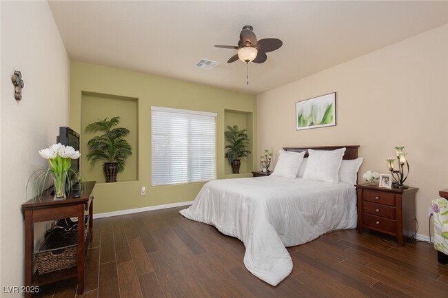 property at 2070 Morro Vista Dr