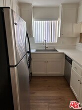 3668 Mentone Ave in Los Angeles, CA - Building Photo - Building Photo