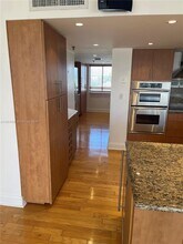 650 Ocean Dr in Key Biscayne, FL - Building Photo - Building Photo