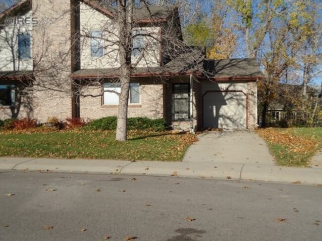 property at 2636 Somerville Ct