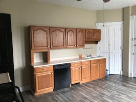 227 James St in Dayton, OH - Building Photo