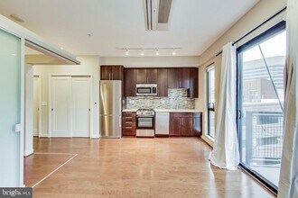1320 Fenwick Ln in Silver Spring, MD - Building Photo - Building Photo