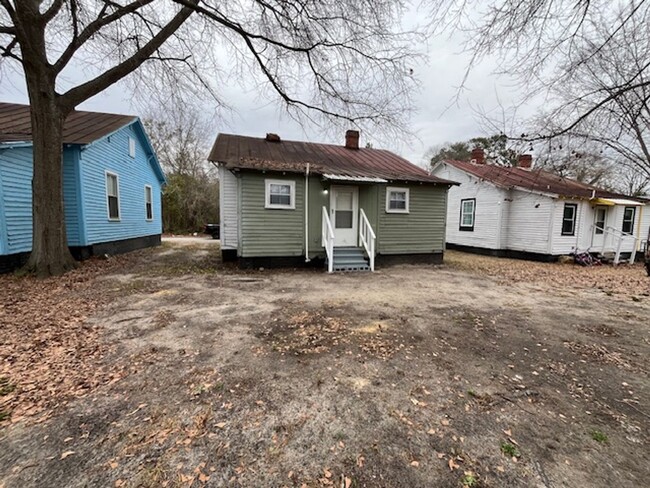 305 Stough Alley in Kinston, NC - Building Photo - Building Photo