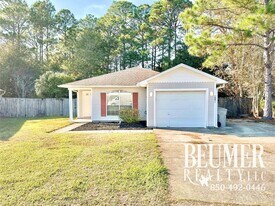 1091 Antigua Cir in Pensacola, FL - Building Photo