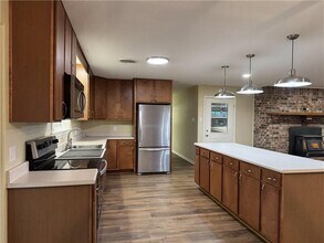 11670 Hwy 80 E in Marshall, TX - Building Photo - Building Photo