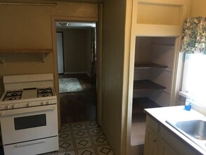 3137 W Pikes Peak Ave, Unit #3 in Colorado Springs, CO - Building Photo - Building Photo