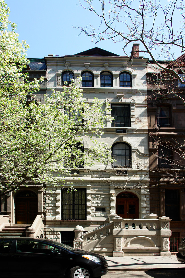 33 West 84th Street in New York, NY - Foto de edificio - Building Photo