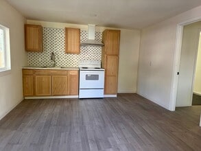 220 S K St in Madera, CA - Building Photo - Building Photo