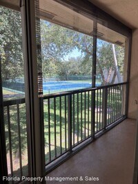 1235 SW 46th Ave photo'