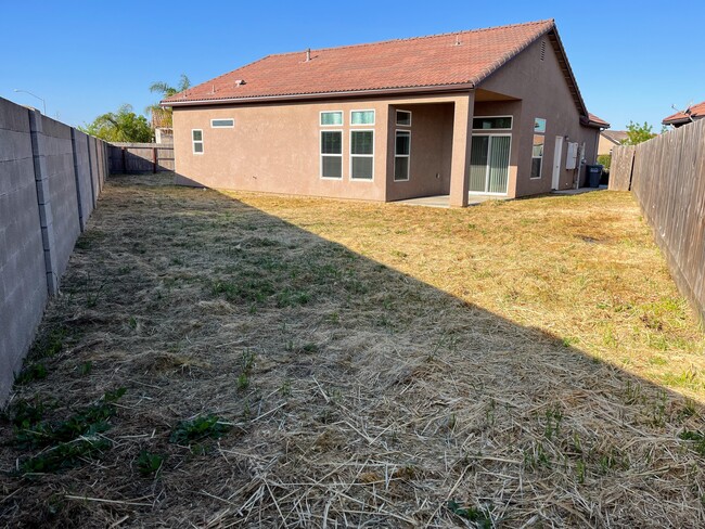 4396 Wickson Pl in Merced, CA - Building Photo - Building Photo