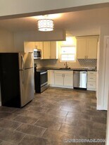 21 Thomas Ave in Bourne, MA - Building Photo