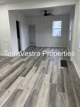 601 E Mulberry St in Millville, NJ - Building Photo - Building Photo