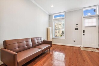 1605 W Pratt St in Baltimore, MD - Foto de edificio - Building Photo