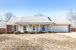 6063 Choctaw Trail in Olive Branch, MS - Building Photo