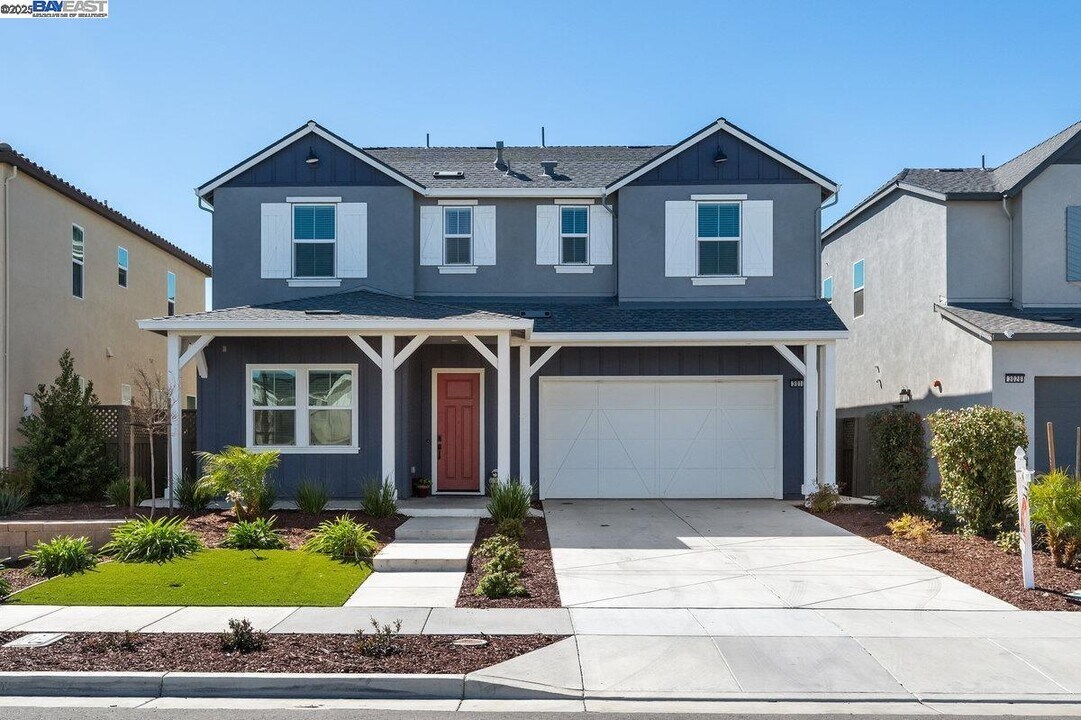 3010 Rio Grande Dr in Tracy, CA - Building Photo