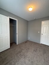 140 Humphrey Dr in Oxford, MI - Building Photo - Building Photo