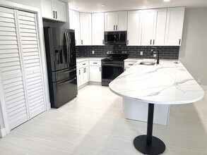 663 Ipswich St in Boca Raton, FL - Building Photo - Building Photo