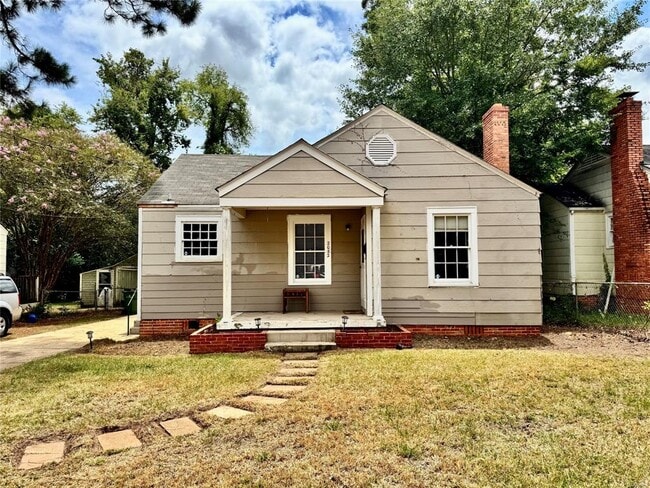 property at 2082 Johnson St
