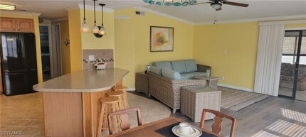 4700 Tahiti Dr in Bonita Springs, FL - Building Photo - Building Photo